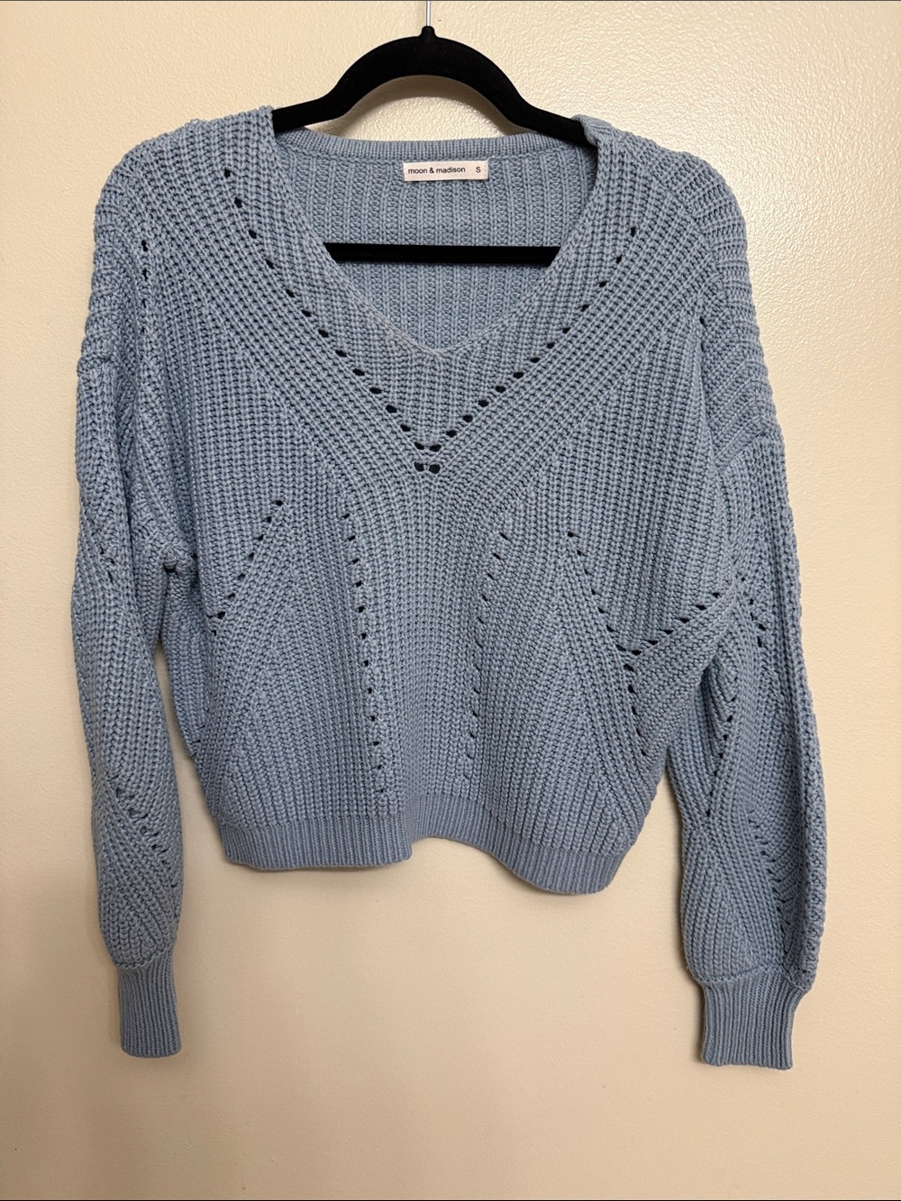 Moon & Madison Crop Sweater